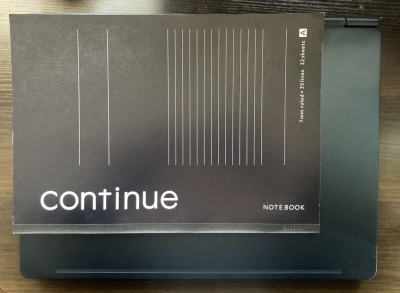 5.■ Alienware Aurora本体をノートとサイズ比較